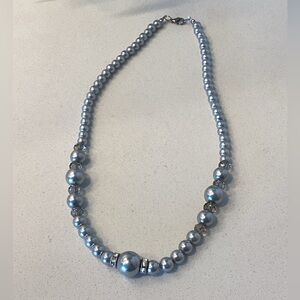 Silver Gray Pearl Beaded Necklace w Rhinestones 18”